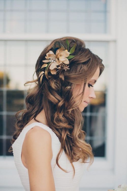 Dicas de cabelo para noivas