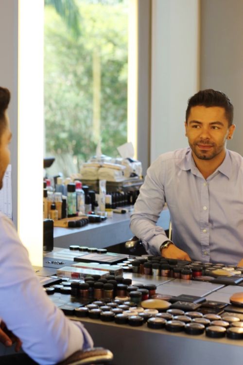 alex cardoso make up artist
