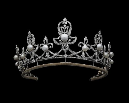 Exposição Pérolas - Museu da Arte Brasileira - tiara de perolas Condessa Spencer