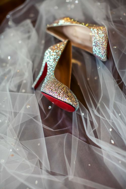 Christian Louboutin sapato da noiva