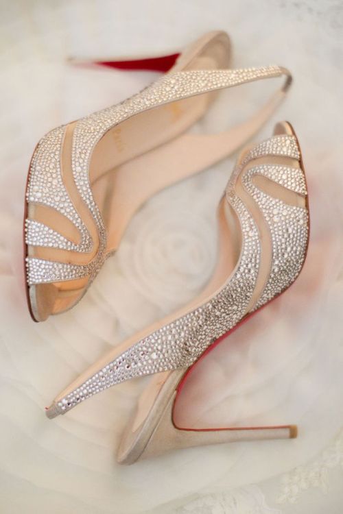 Christian Louboutin sapato da noiva