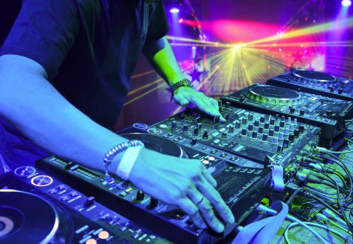 dj ou banda para o casamento