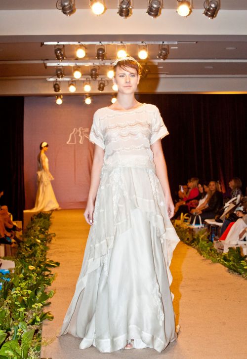 desfile emannuelle junqueira revista icasei