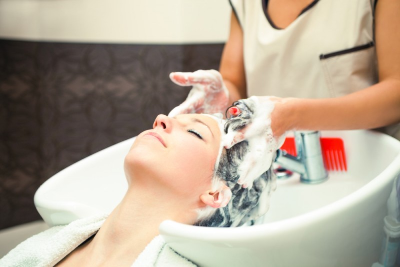 como-preparar-o-corpo-um-ano-antes-do-casamento-cuidados-cabelo