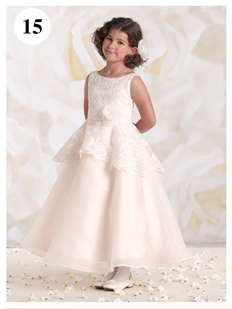 Vestido com renda e cintura marcada by Tutti Sposa