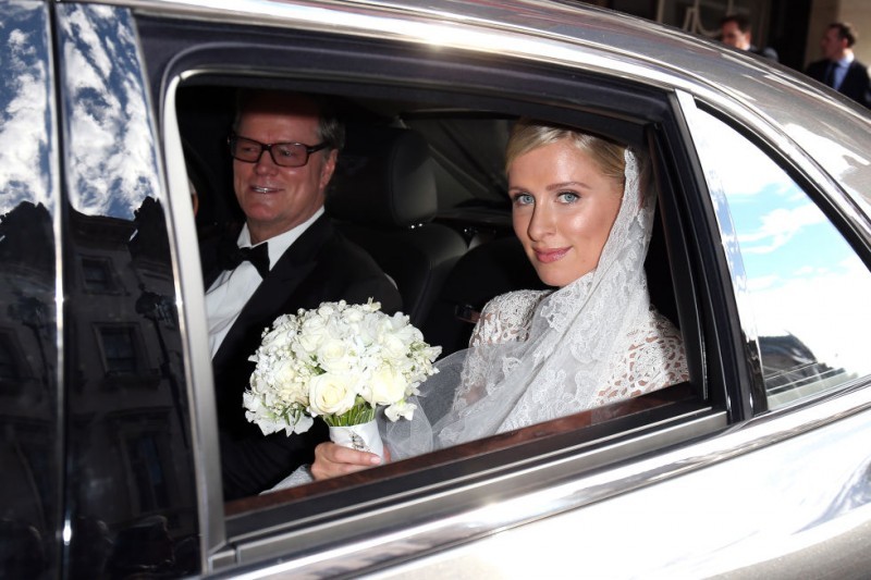 casamento-celebridades-nicky-hilton-e-james-rothschild-pai-richard-hilton-revista-icasei