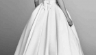 Vestido de noiva tendências do NY Bridal Week Outono 2017 laço