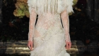 Vestido de noiva tendências do NY Bridal Week Outono 2017 plumas
