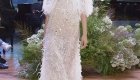 Vestido de noiva tendências do NY Bridal Week Outono 2017 transparência