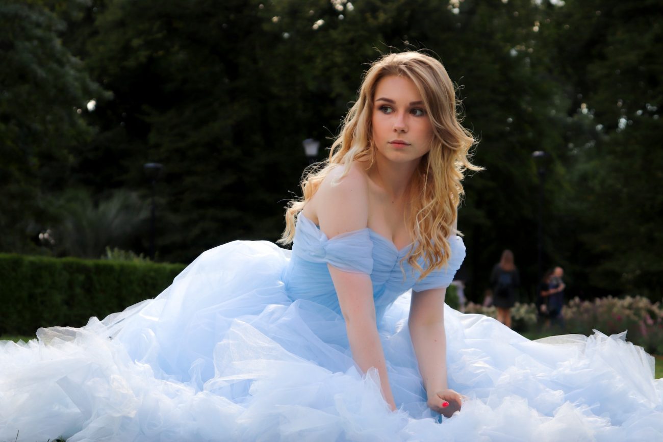 Vestido de noiva com cor: azul
