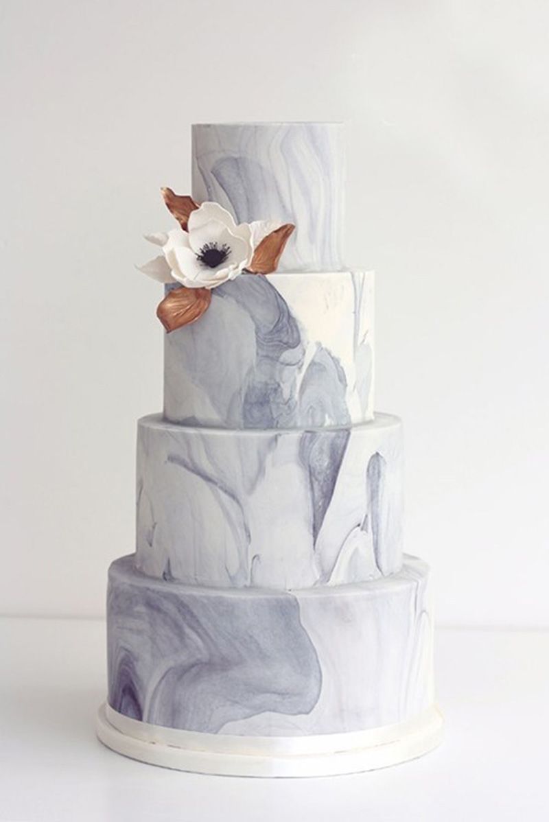 bolo de casamento branco