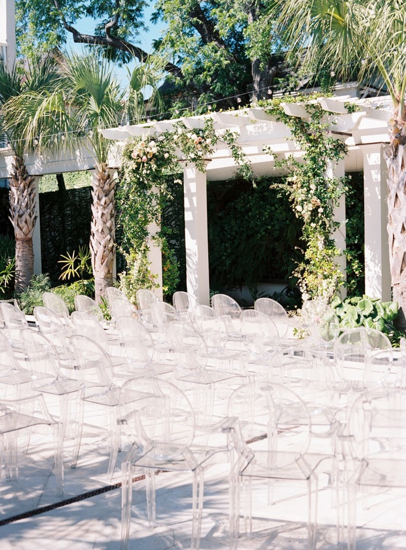 cadeira de acrilico para casamento