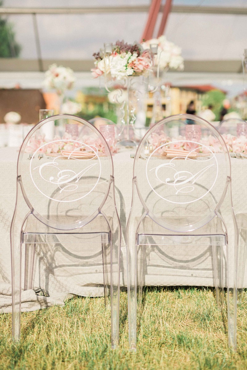 cadeira de acrilico para casamento