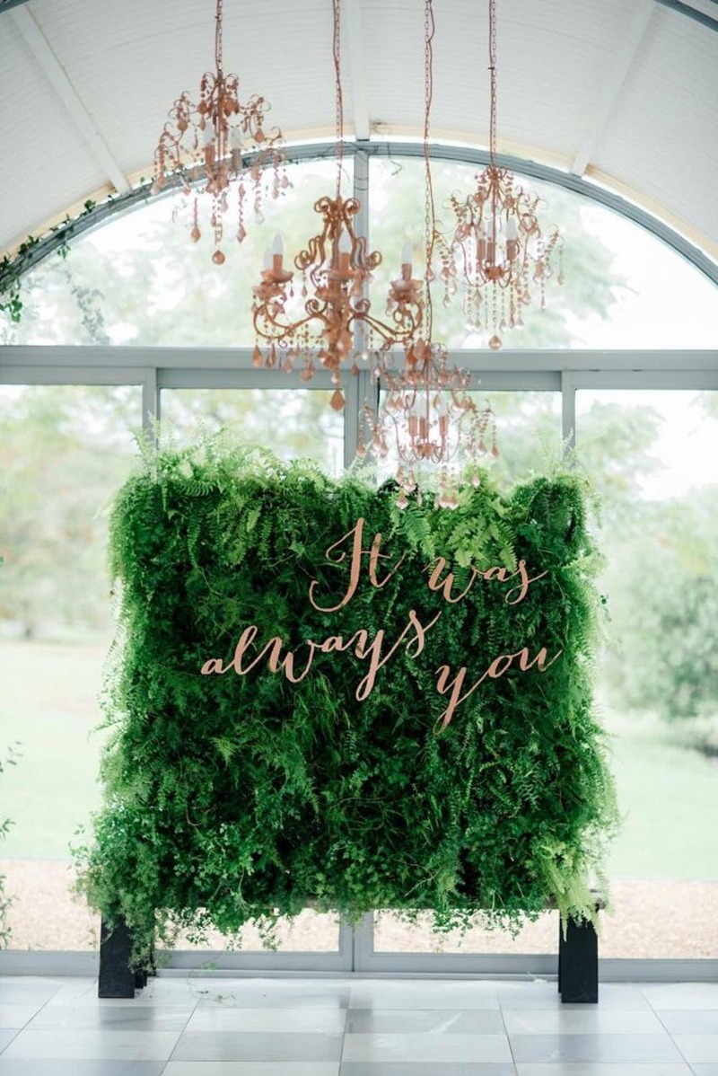 Samambaia na decoração de casamento 