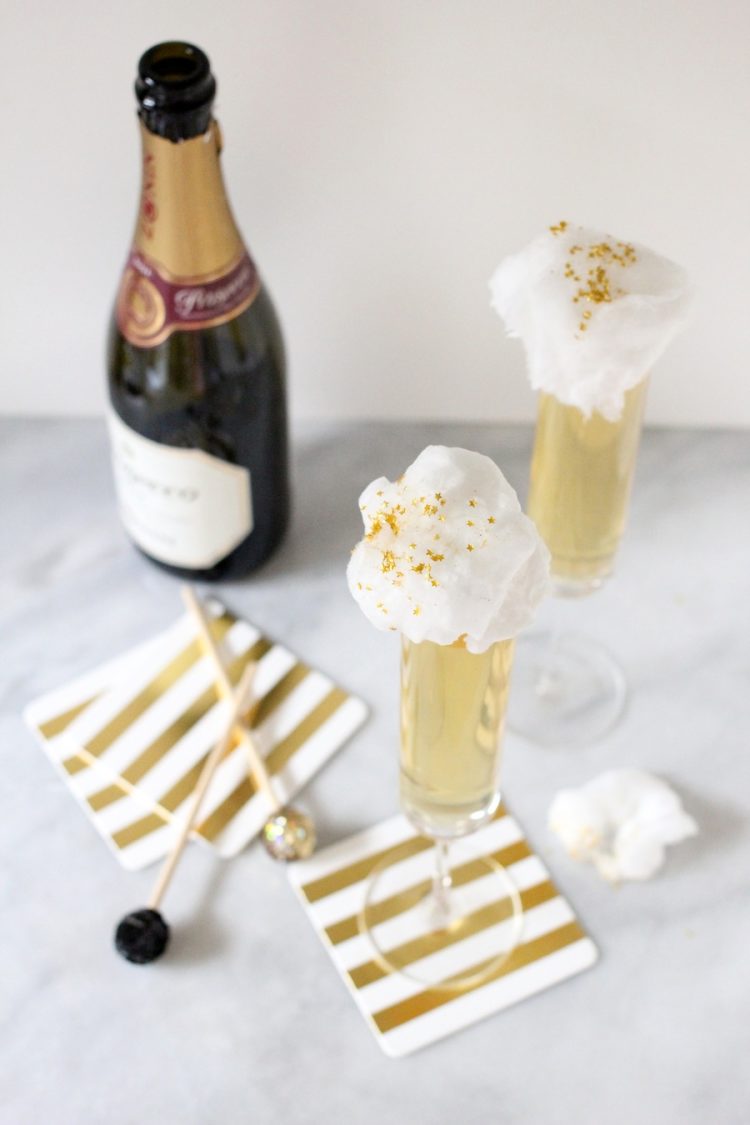 Comemoração de bodas de sorvete com Champagne