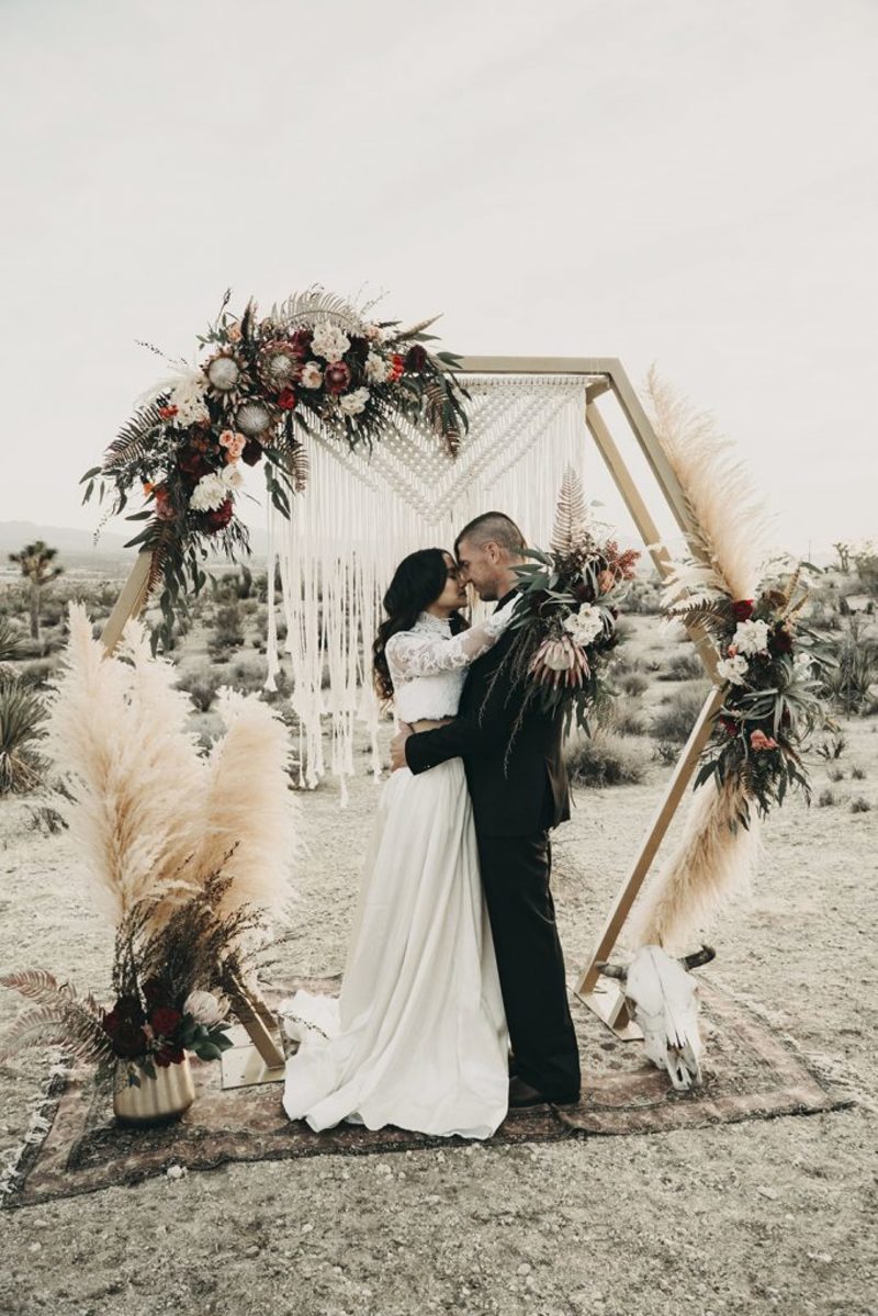 decoração de casamento com capim dos pampas