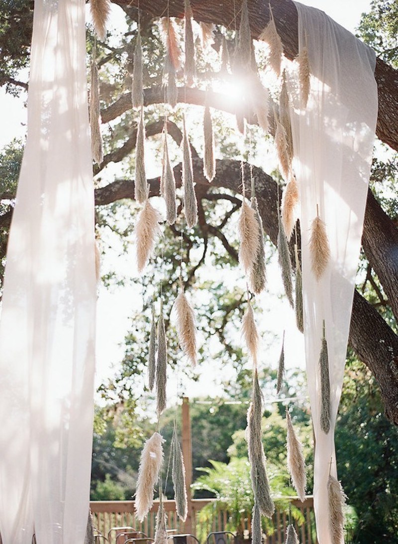 decoração de casamento com capim dos pampas