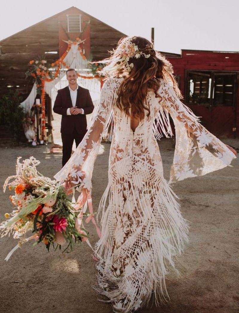 vestido de noiva com franjas