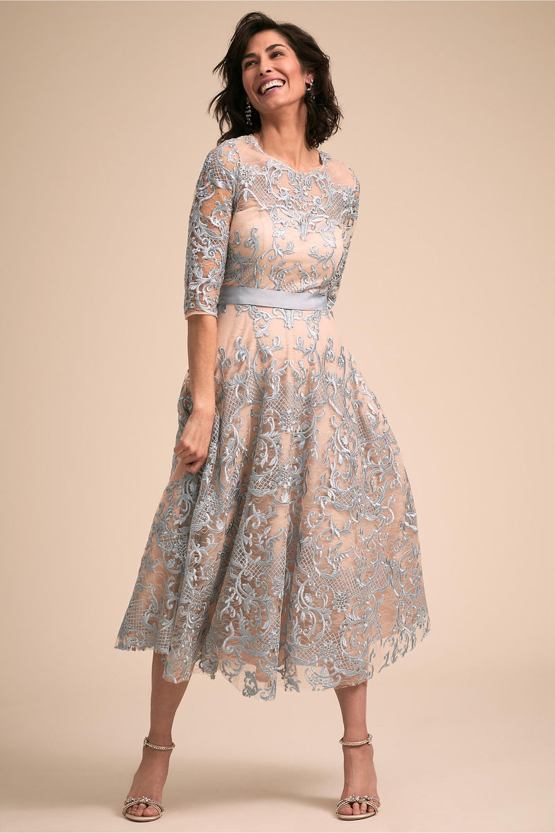 Vestido de convidada para casamento à noite