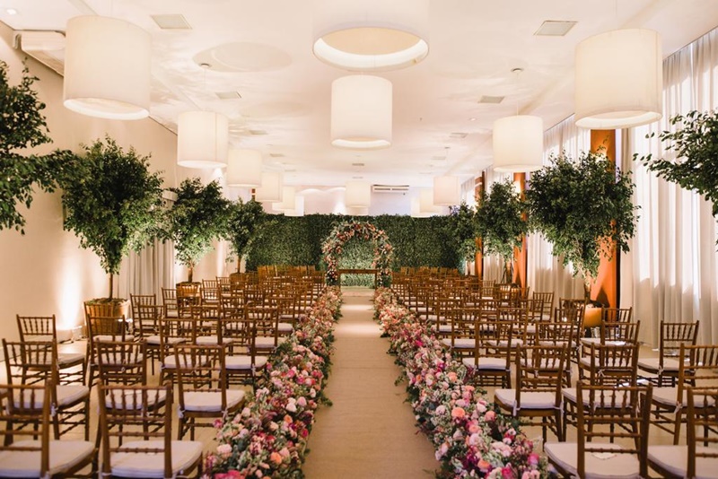 arcos florais para casamento