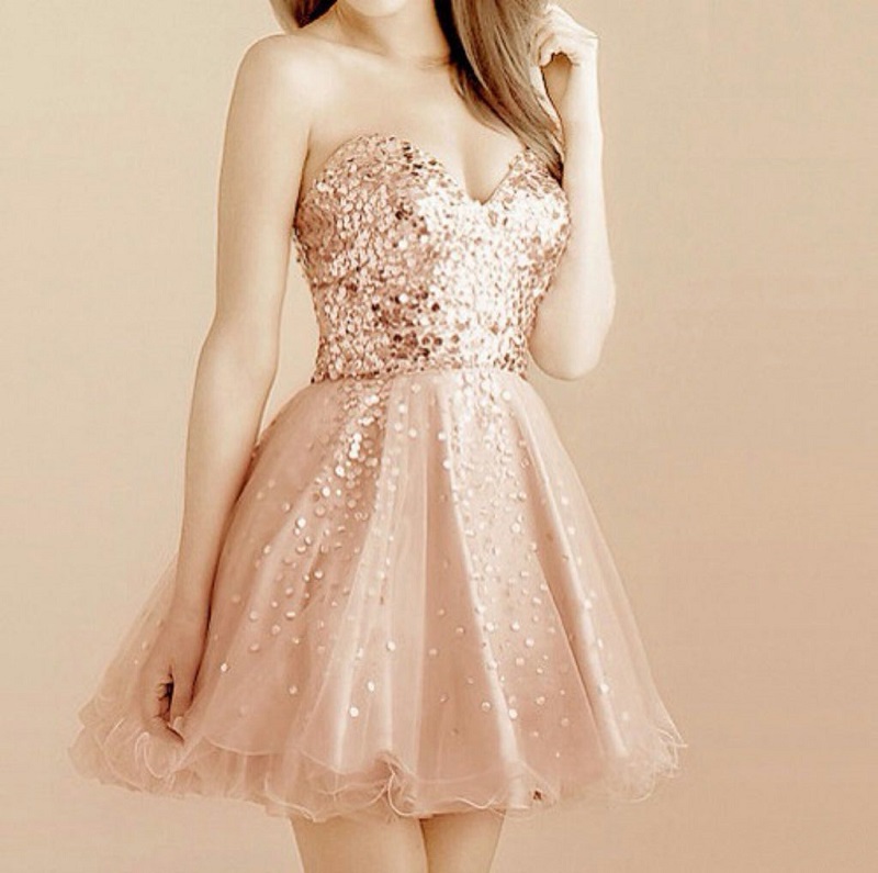 modelo-de-vestido-de-casamento-com-decote-coração