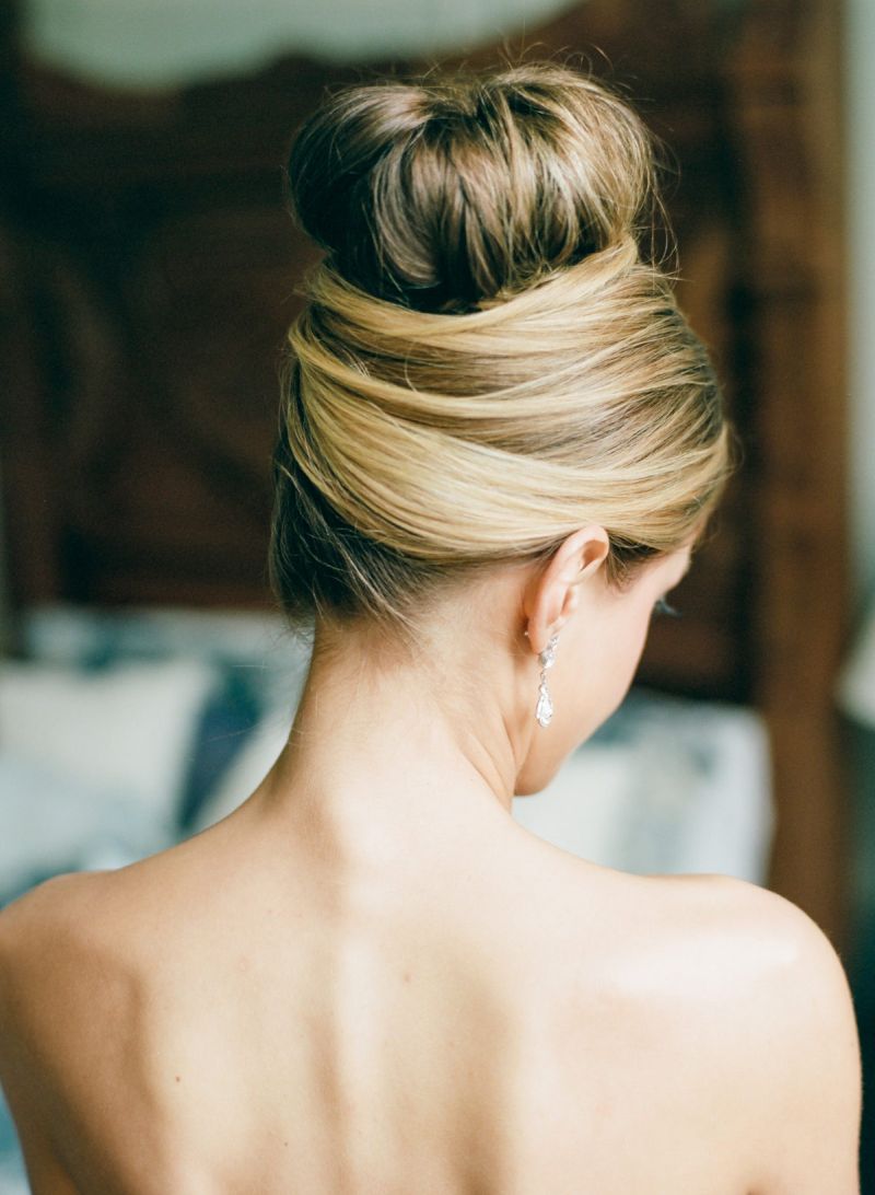 Inspiração de coque para noiva usar no casamento 