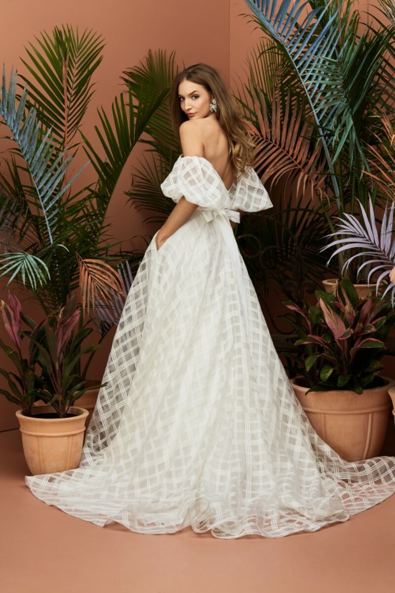 vestido de noiva com mangas bufantes
