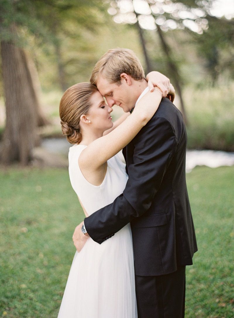 casal-em-festa-de-casamento