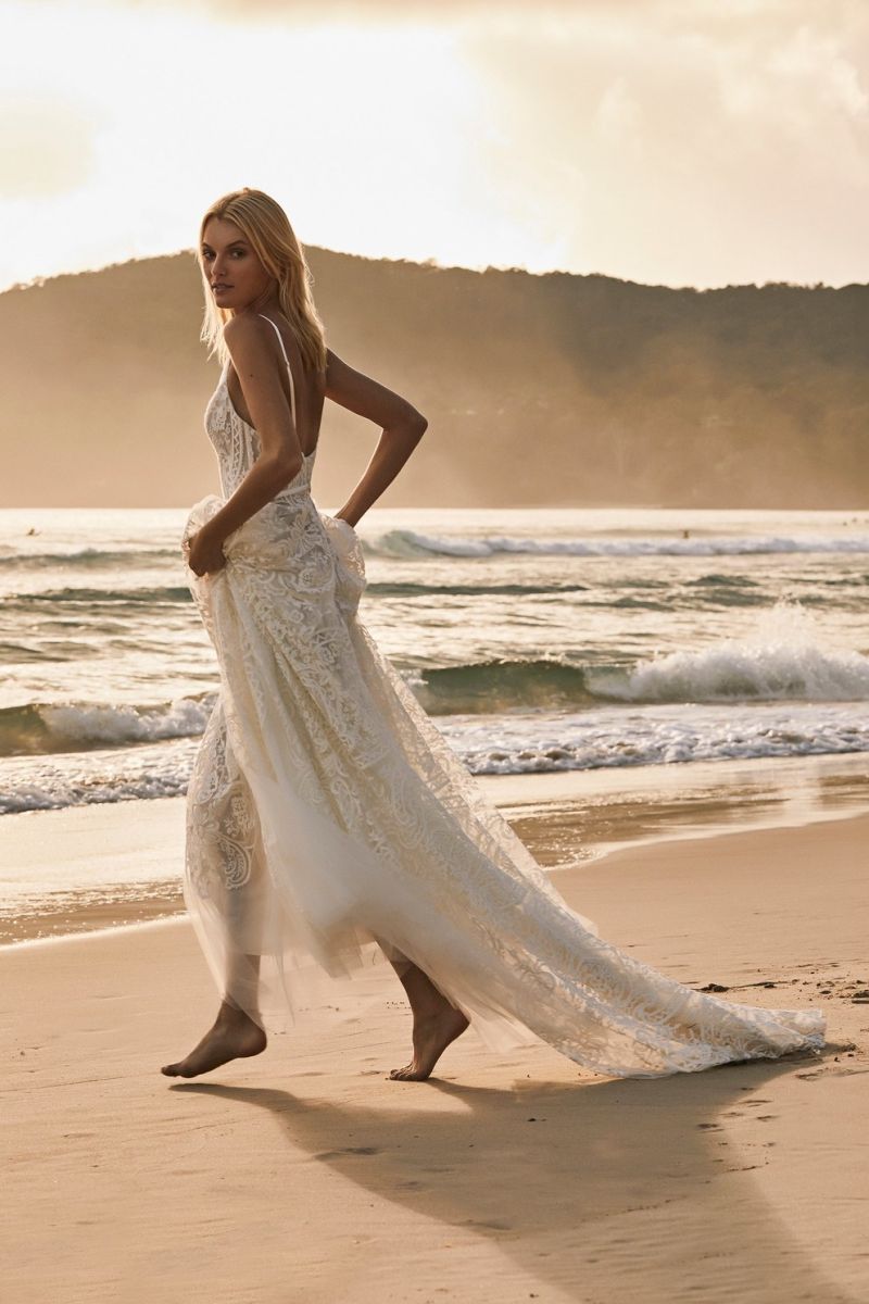 Vestido de noiva para casamento na praia 