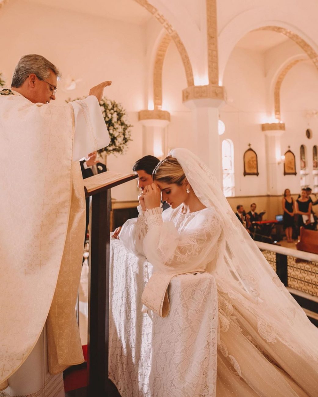 casamento religioso thássia naves e artur attie