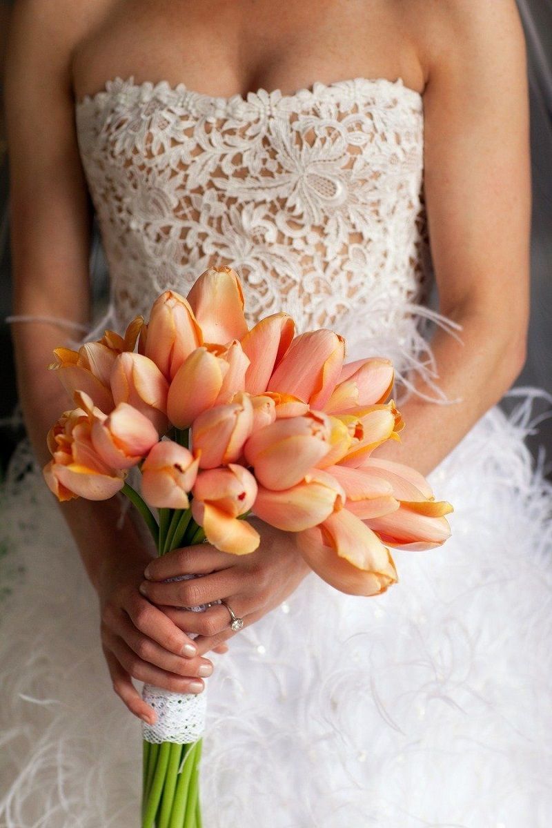 buquê-de-tulipas-laranjas