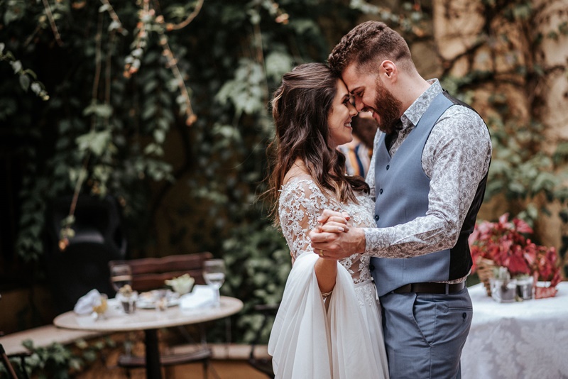 traje noivo casamento no verão