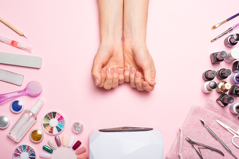 unhas quebradiças
