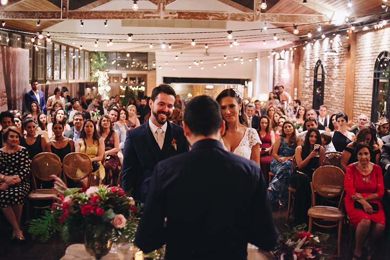 roberta e felipe celeiro quintal 