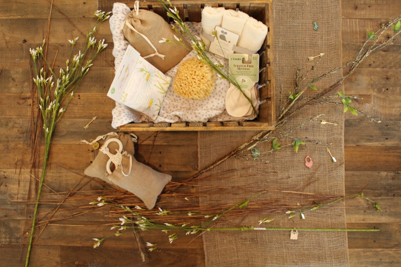 Presente para madrinha: caixa com produtos de beleza e spa