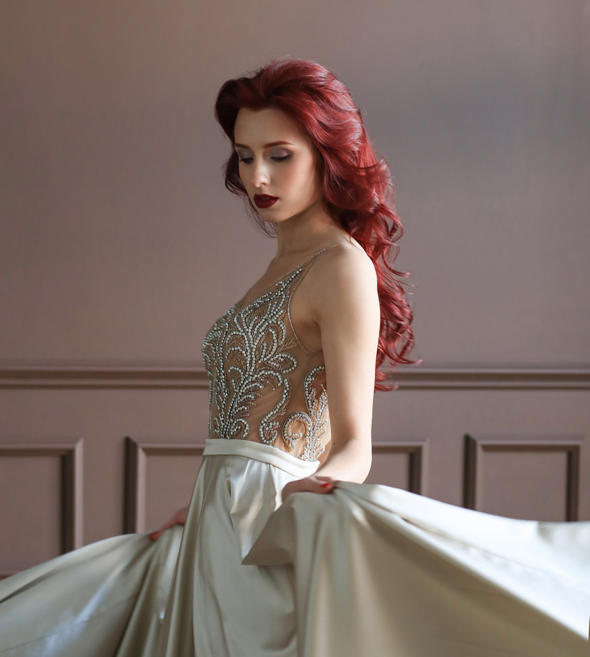 Vestido de noiva com cor: prata