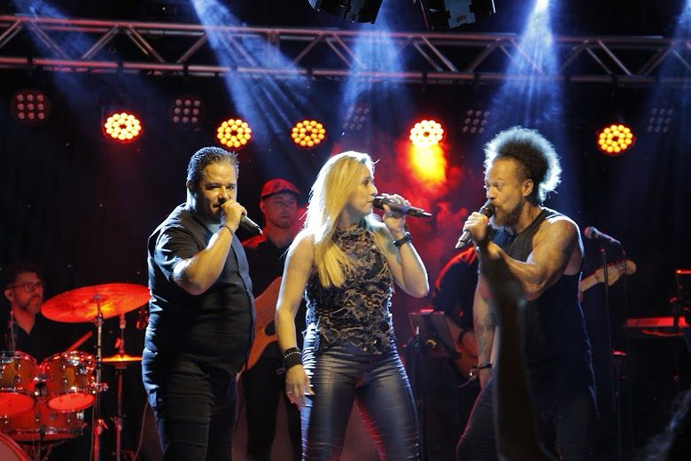 Foto: Banda First Class