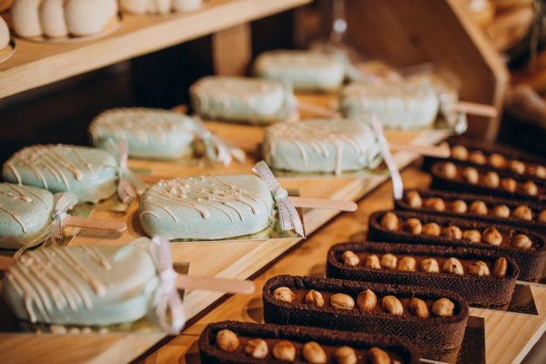 |mesa-de-doces-para-casamento|doce-de-pistache-para-festa-de-casamento|tortinhas-de-frutas-para-festa-de-casamento|bombom-diet-para-festa-de-casamento|tortinha-de-romeu-e-julieta-para-festa-de-casamento|macarons-recheados-com-frutas-para-festa-de-casamento|brigadeiro-gourmet-para-festa-de-casamento|doces-para-casamento-2019|doces para casamento 2019||||