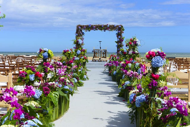 Down the aisle- 10 ideias formidáveis para sua passarela no grande dia_revistaicasei1