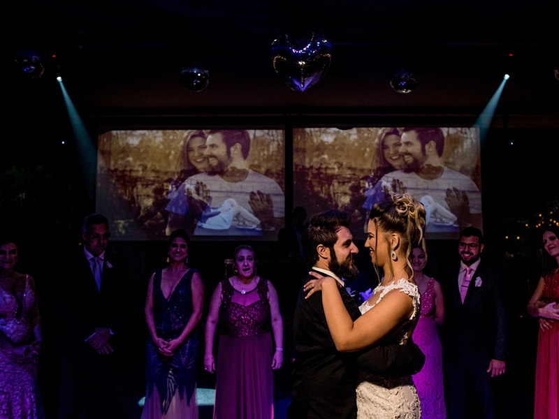 Mini Wedding primeira dança dos noivos